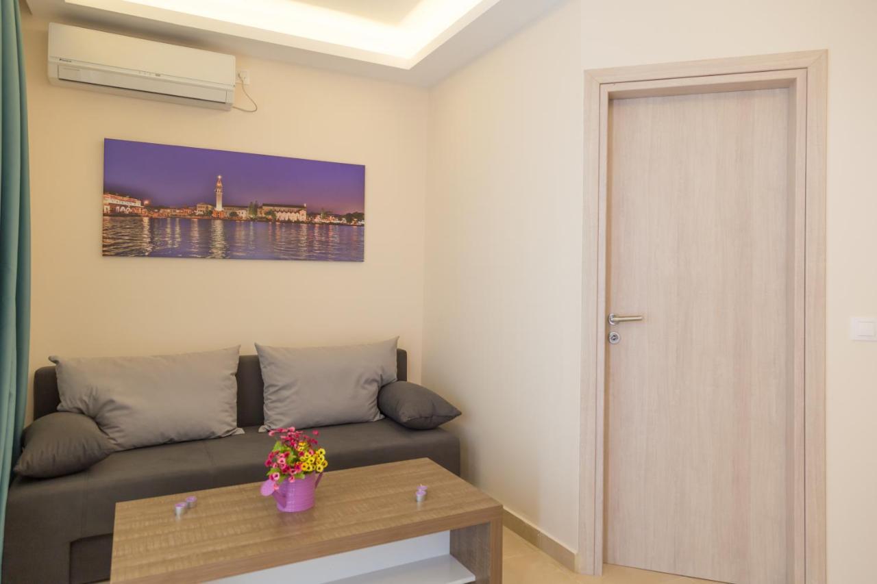 דירה Laura House *